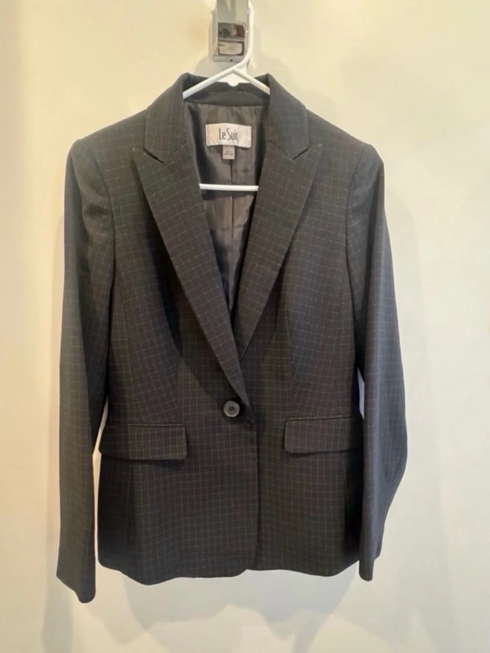 Blazer - Classic Tailored Style